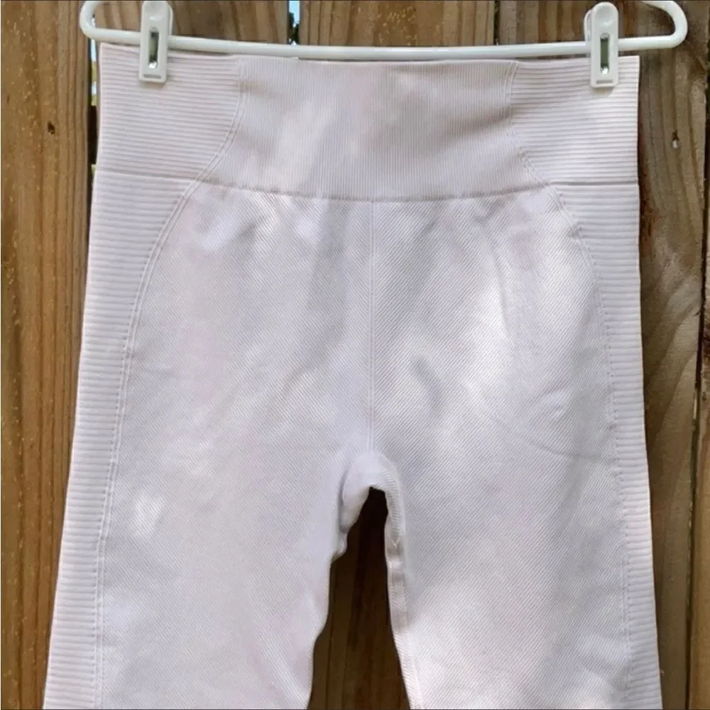 Take 50% OFF- Aerie Chill Play Move Light Pink Leggings, Size-L